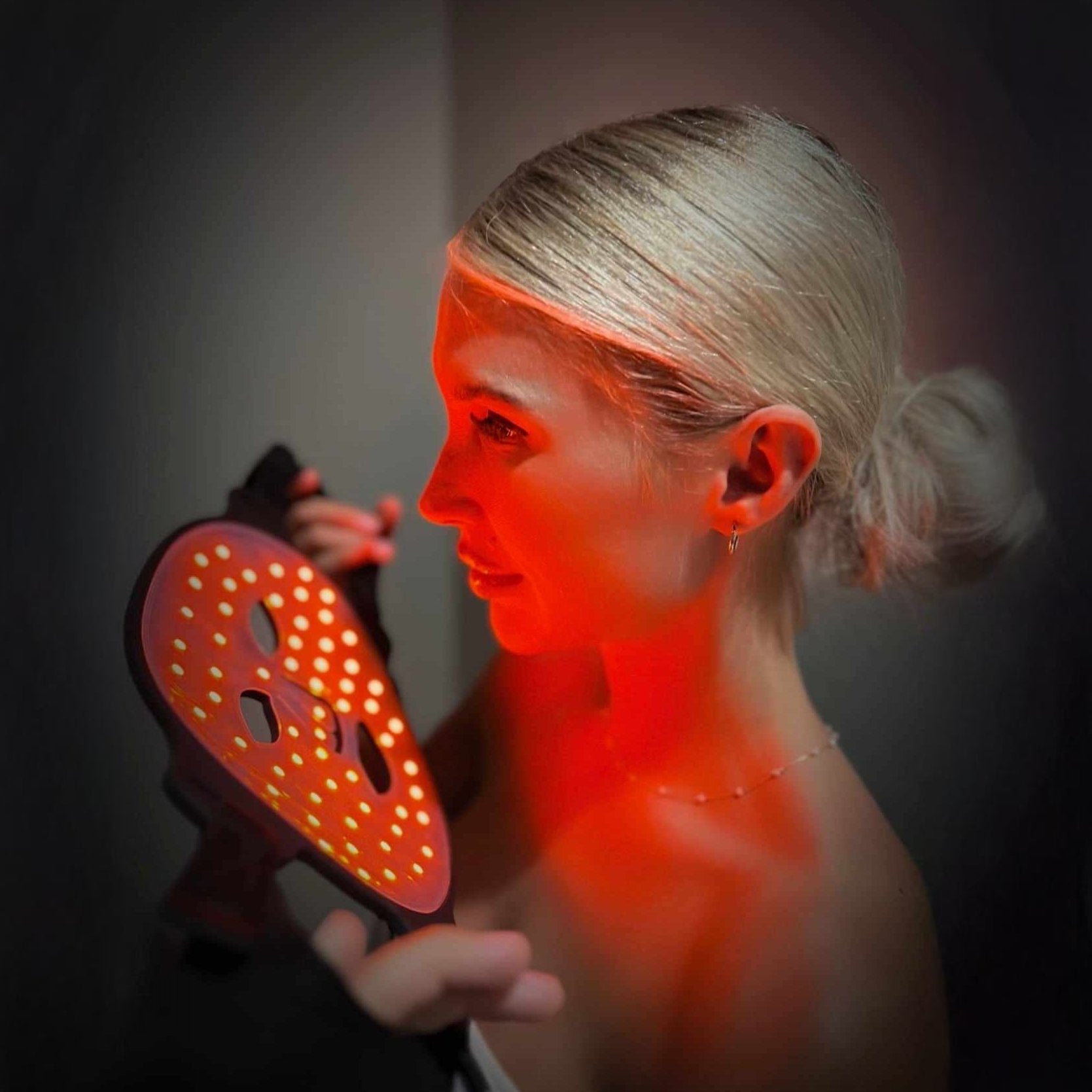Skin Glow Best LED Face Mask - Wellness - Shop - LED Face Mask